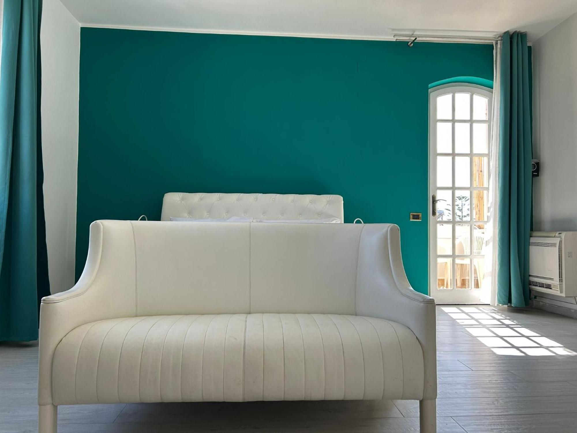 Bed And Breakfast Villa Teis クアルトゥ・サンテーレナ エクステリア 写真